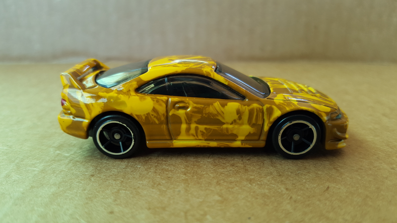 Illustration for article titled LaLD Car Week: Land of the Rising Sunday- HW Hand Dyed Custom '01 Acura Integra GSR 1:64